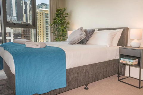 1 Bedroom Studio Apartment Near Eagle Street - eAccommodation 2
