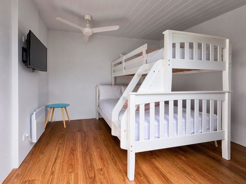 10 OCEAN DRIVE - eAccommodation 3