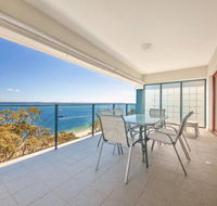 12 'Le Vogue' 16 Magnus St - Sensational Water Views Lift Pool  Tennis Court
