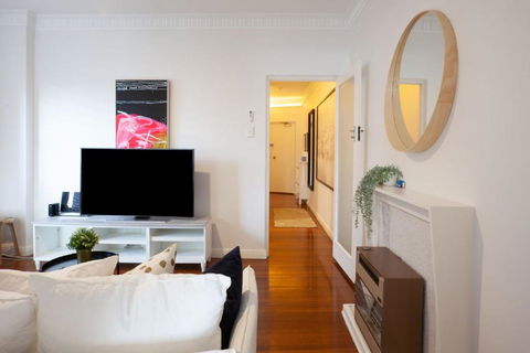 Deco Amour, Bellevue Hill Isyd - eAccommodation 1