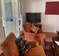 3 Bedroom Character Home Near CBD - eAccommodation