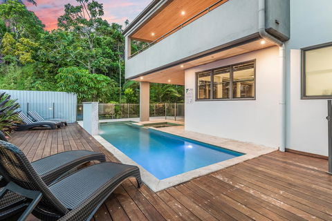 3/23 Murphy Street - Luxury Holiday Villa - eAccommodation 3