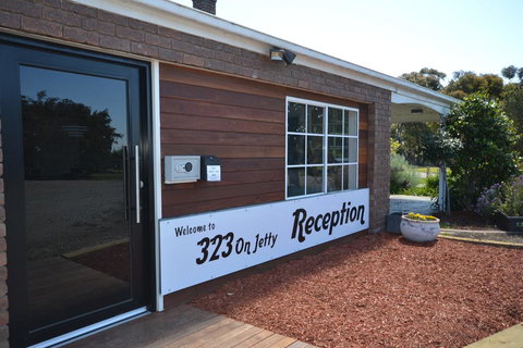 323 On Jetty - eAccommodation 1