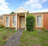 6 CAN STAY CENTRAL GLEN WAVERLEY - eAccommodation