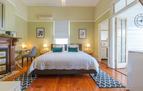 99 Kirkland Bed & Breakfast - eAccommodation 2