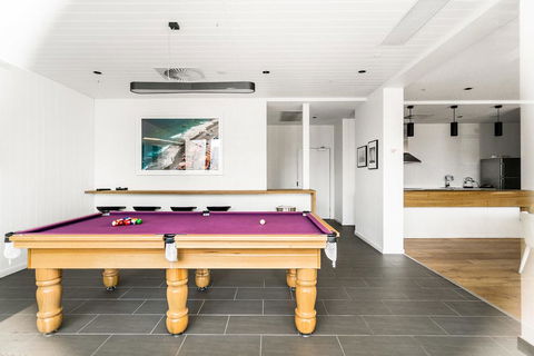 A PERFECT STAY - Adam + Eve - 2 Bedroom Luxury Apartment In Eve Tower - eAccommodation 3