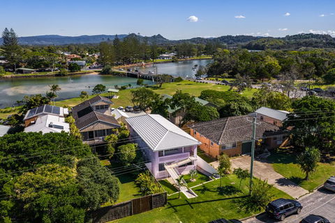 A PERFECT STAY - Sunset Beach - Riverside - eAccommodation 2