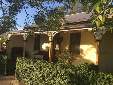 A Settlers Cottage Accommodation Bathurst CBD - eAccommodation 2