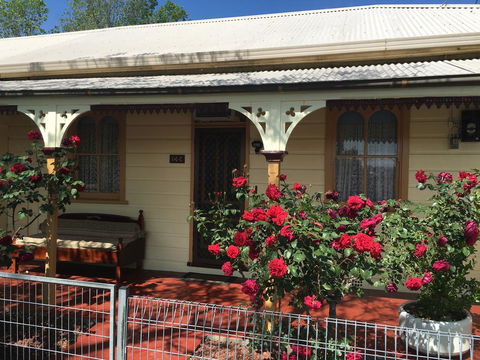 A Settlers Cottage Accommodation Bathurst CBD - eAccommodation 1