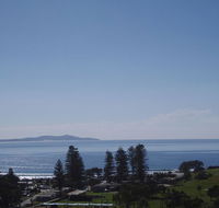 AAA Views 2 View Street - eAccommodation