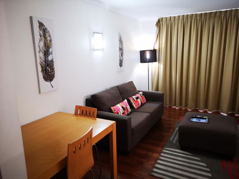 Abbey On Roma Hotel & Apartments - eAccommodation 0