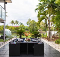 Absolute Lakefront - Port Douglas - eAccommodation