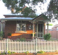 Acacia Cottage on Peel Bathurst - eAccommodation