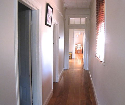 Acacia Cottage On Peel, Bathurst - eAccommodation 3