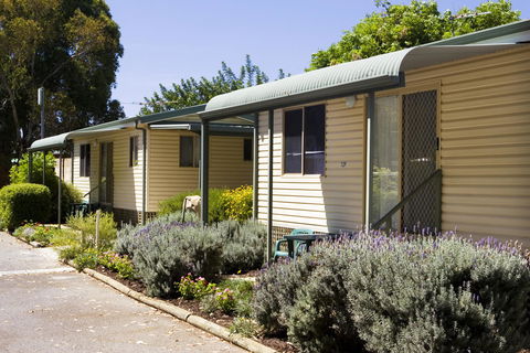 Acclaim Kingsway Tourist Park - eAccommodation 2