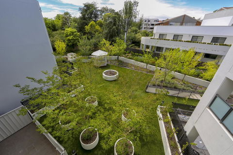 Accommodate Canberra - Century - eAccommodation 3