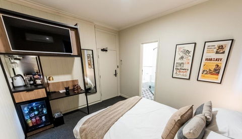Eyre Hotel - eAccommodation 2