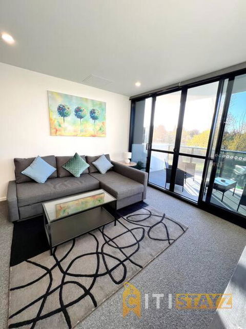 Fab In Phillip - 2bd 2bth Apt - Close To CBR Hospital - eAccommodation 0