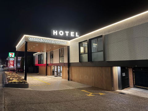 Garden Lodge Sydney Hotel - eAccommodation 3