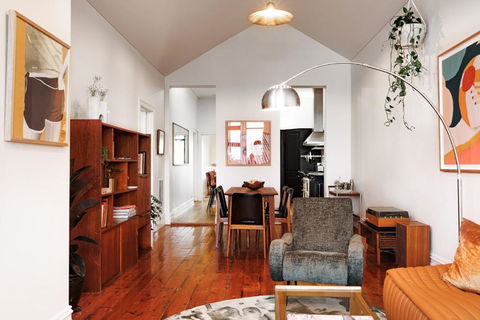 Henry Home - eAccommodation 1