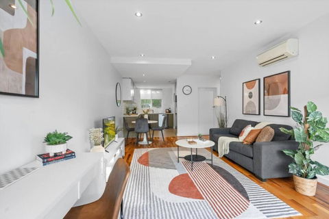 Hidden Gem At Caulfield Park - eAccommodation 0