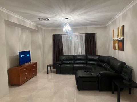 Holiday Home To Remember - eAccommodation 3