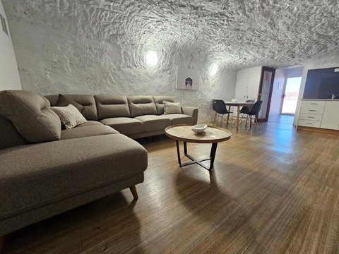 Holly Place - eAccommodation 0