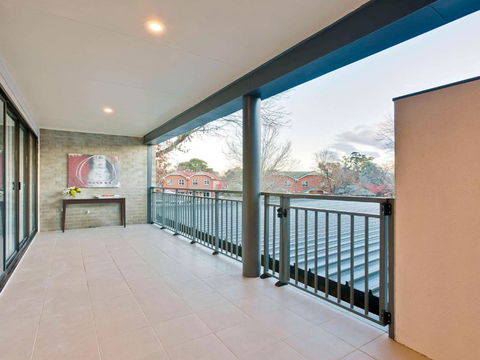 Ibis Styles Canberra Tall Trees - eAccommodation 3
