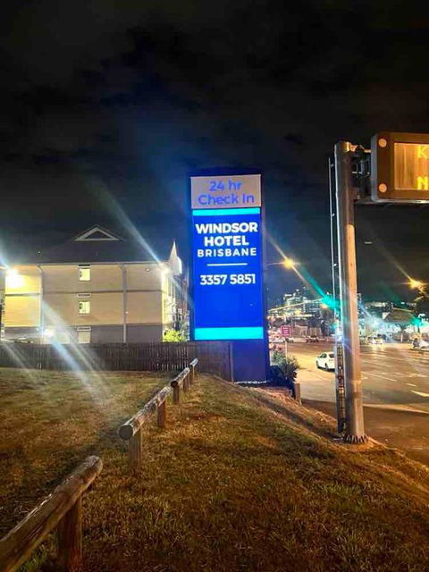 Imperial Motel Windsor - eAccommodation 1
