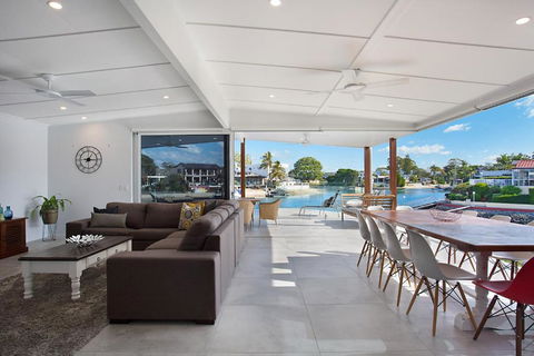 INCREDIBLE VALUE - Perfect For Large Families - eAccommodation 2