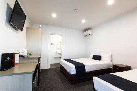 Hotel Settlers - eAccommodation 1