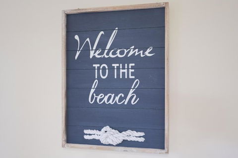 INVERLOCH - 2 Separate Houses In One! - eAccommodation 1