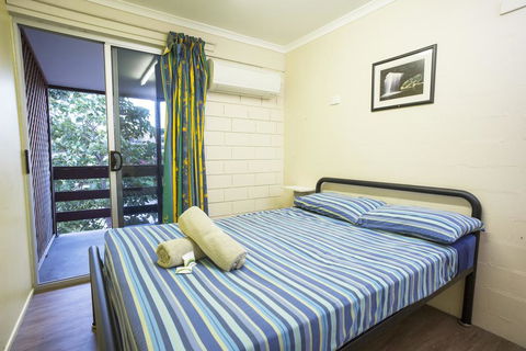 Airlie Beach YHA - eAccommodation 3