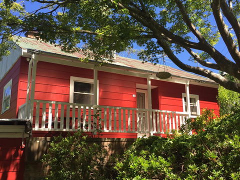 Akarana Cottage - eAccommodation 0