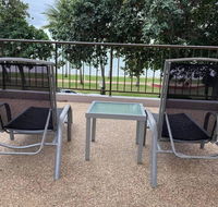 All in 500 aud weekly Beachfront The STRAND studio Apartment - eAccommodation