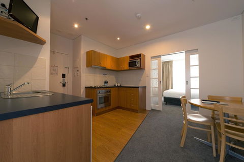 All Suites Perth - eAccommodation 3