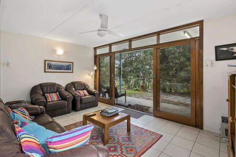 Allamanda Cottage - eAccommodation 2