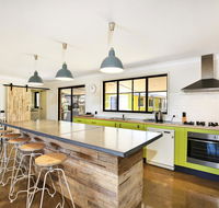 Aloha - Pet  Family Friendly - 10 Min Walk to Beach - eAccommodation