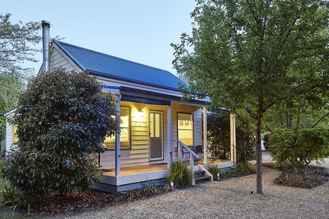 Alpine Valley Cottages - eAccommodation 0