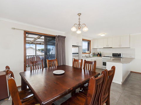 AMBIENCE BY THE SEA - eAccommodation 1