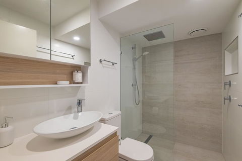 Anchorage - Riverfront Luxury On Gympie Terrace - eAccommodation 3