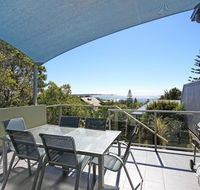 Angourie Blue 1 - Great Ocean Views - Surfing beaches - eAccommodation