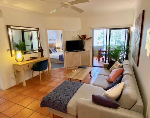 Apt 58 At The Reef Club Resort - Tranquil, Walk To Beach And Village - eAccommodation 1