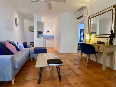 Apt 58 At The Reef Club Resort - Tranquil, Walk To Beach And Village - eAccommodation 3