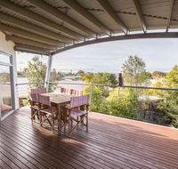 Aqua Vista - a stroll to Paynesville forshore - eAccommodation
