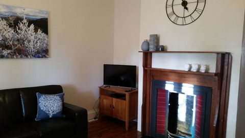 Arden On McLachlan - eAccommodation 2