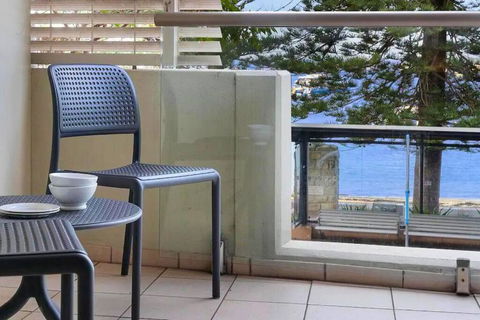 MAN54 -Manly Magic Waterfront Retreat With Gym & Sauna - eAccommodation 0