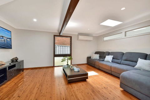 NEW PropertyBreezy Bayside Haven At Brightwaters - eAccommodation 2