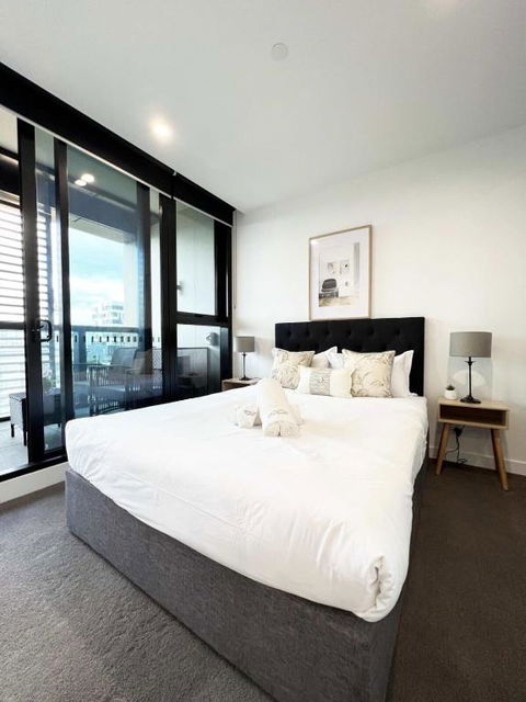 Myka Home New Apartment In Box Hill YS4A - eAccommodation 3