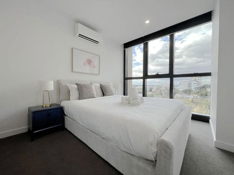 Myka Home New Apartment In Box Hill YS4A - eAccommodation 1